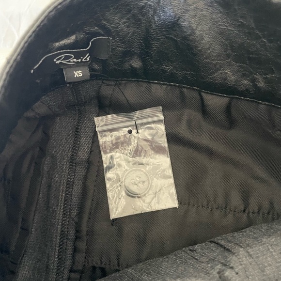 Rails Edem black faux leather midi skirt - Picture 11 of 14